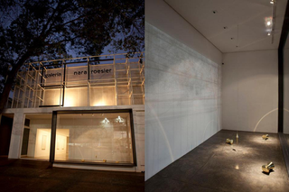 No ar, Galleria Nara Rosler.