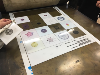 La stampa per l'arte, Composizioni differenti di matrici in fase di stampa.