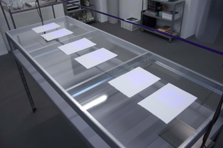 Atalanta Fugiens, Visione dell'istallazione senza luce UV attiva.