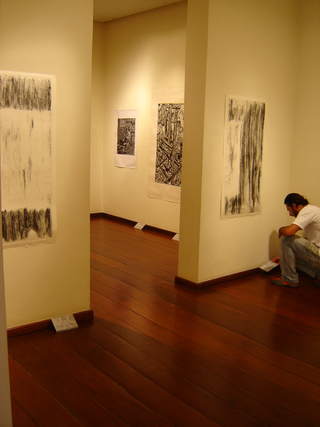 Cinco artistas Grandes Formatos, MAC Museo di arte contemporanea, Curitiba,PR, Brasile. Fasi di allestimento.